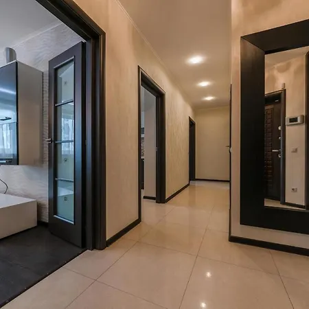 Апартаменты На Дзержинского, 9 *