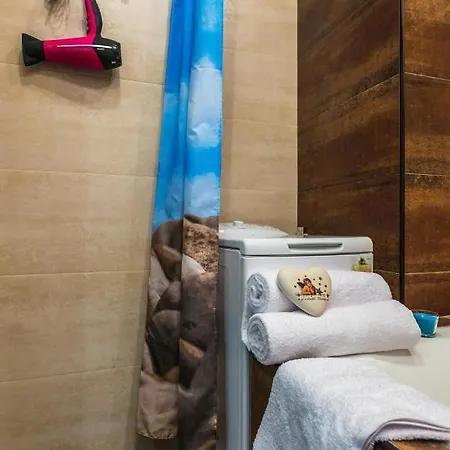 Apartment Апартаменты На Дзержинского, 9